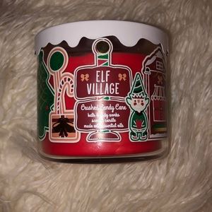 Bath & Body Works Elf Village Candy Cane Candle